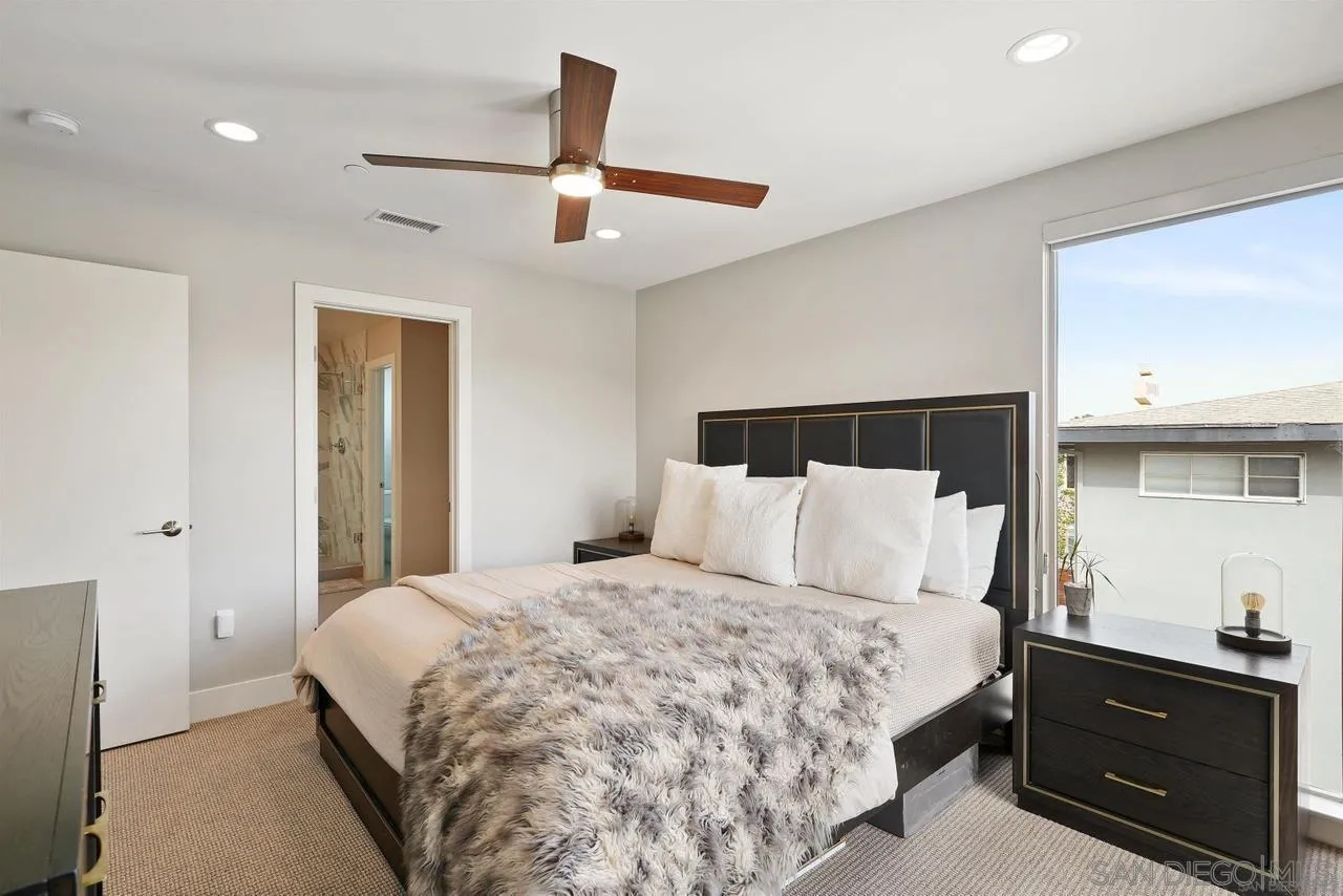 3030 Jarvis St Unit 7