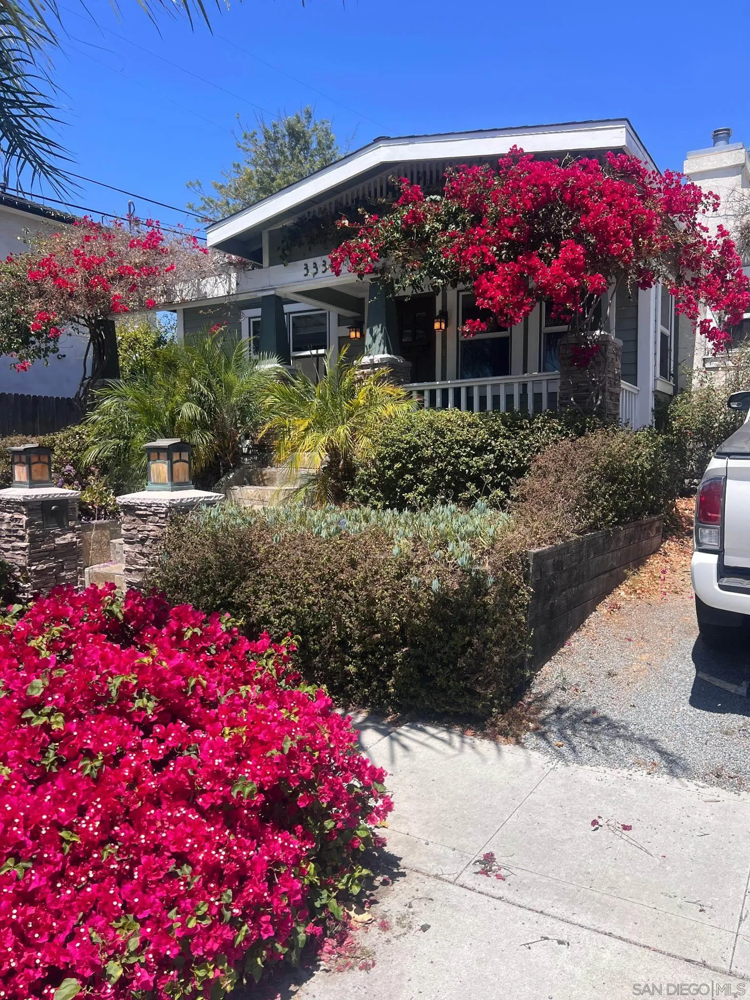 3330 Collier Ave Unit 1