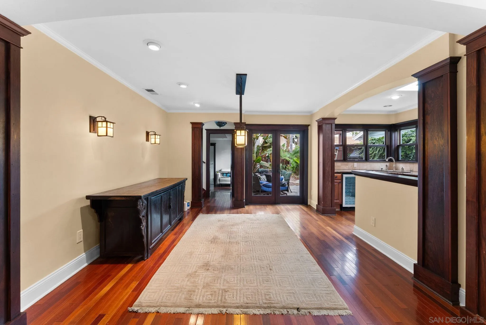 3330 Collier Ave Unit 1