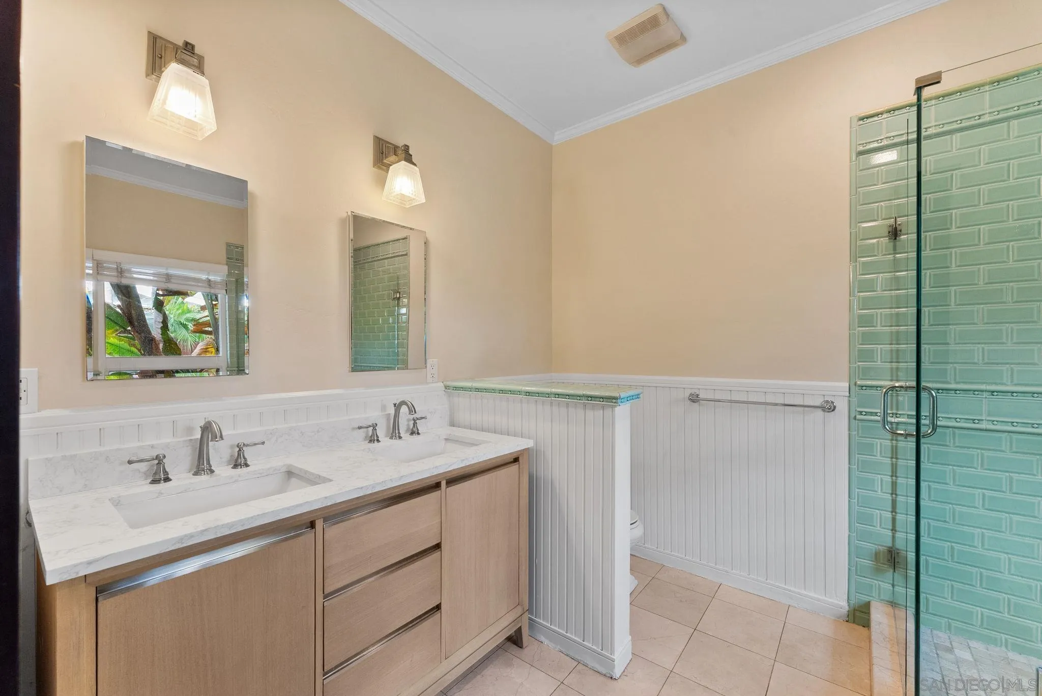 3330 Collier Ave Unit 1