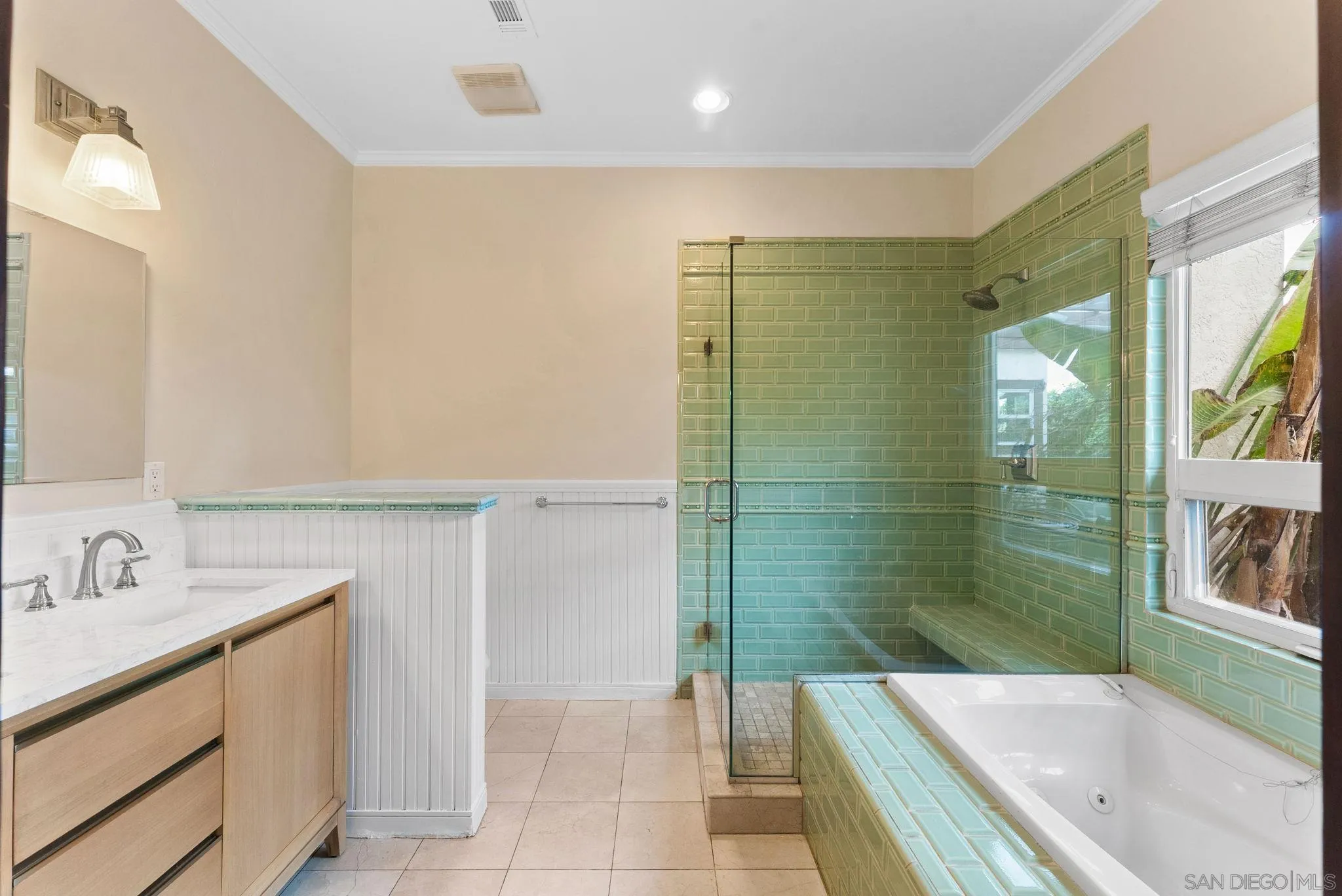 3330 Collier Ave Unit 1