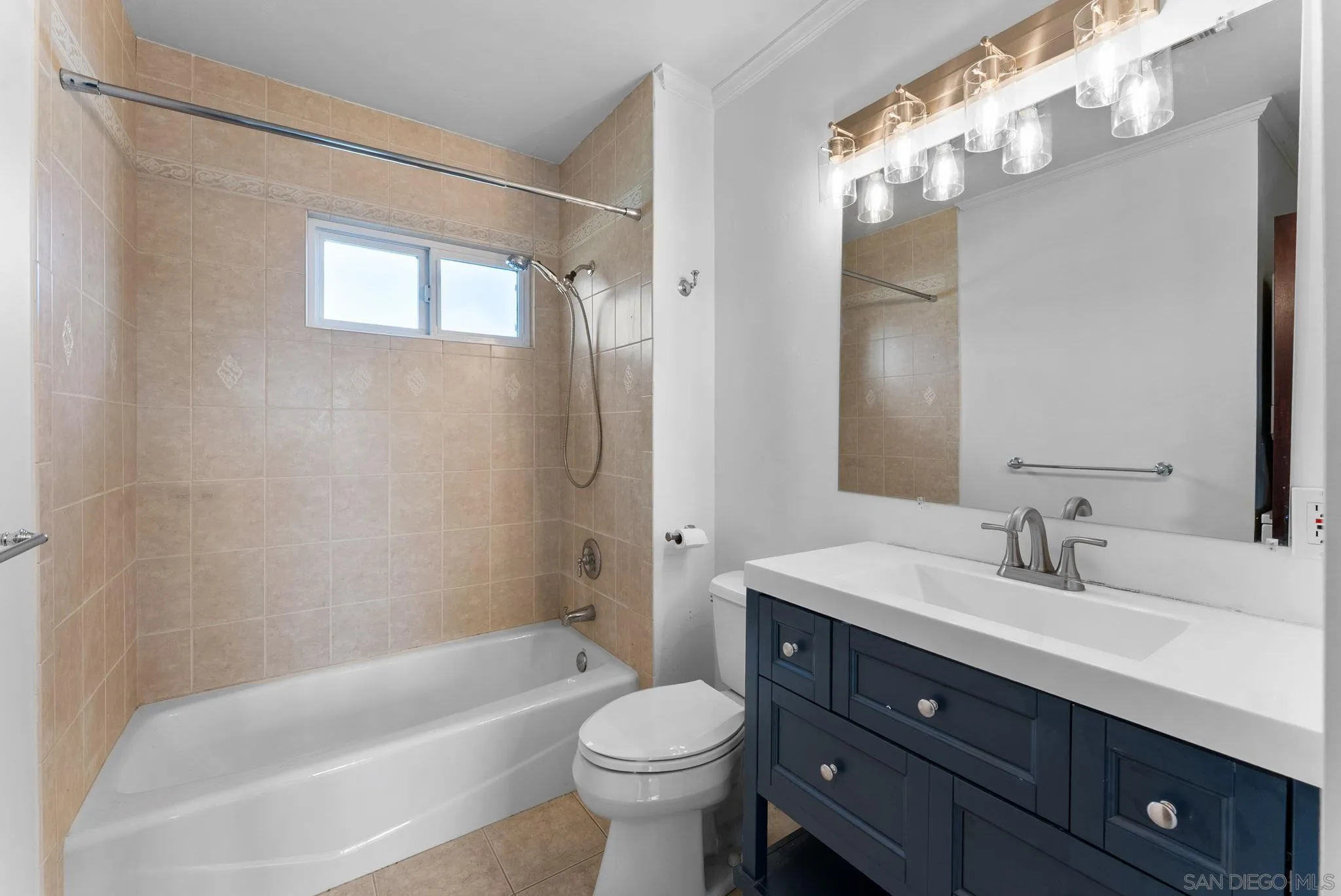 3330 Collier Ave Unit 2