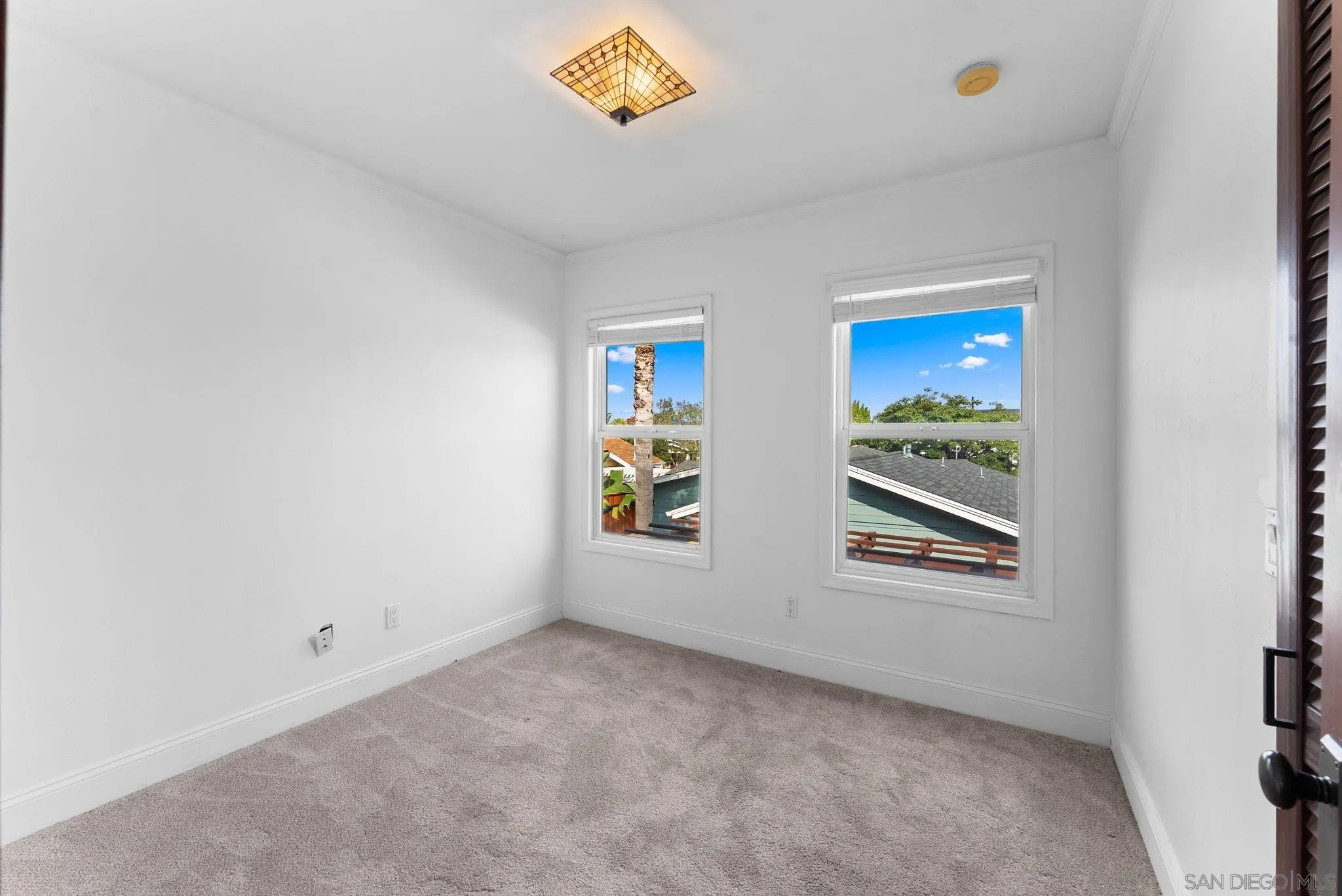3330 Collier Ave Unit 2