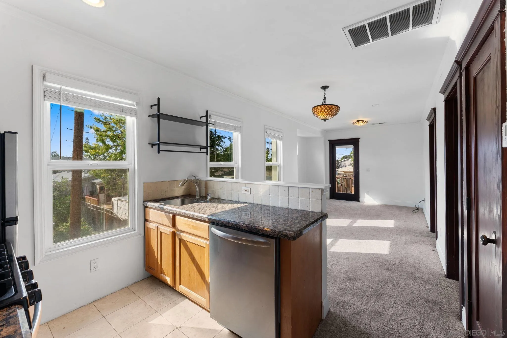 3330 Collier Ave Unit 2