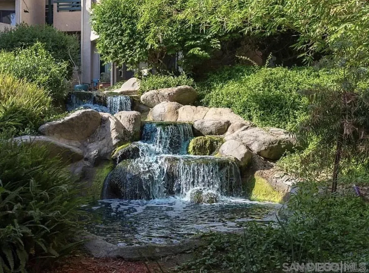 9730 Mesa Springs Unit 22