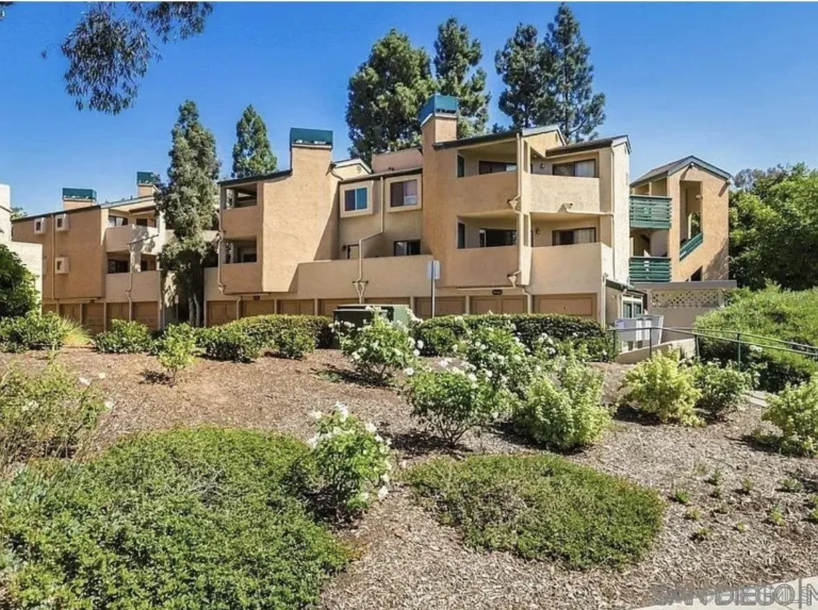 9730 Mesa Springs Unit 22
