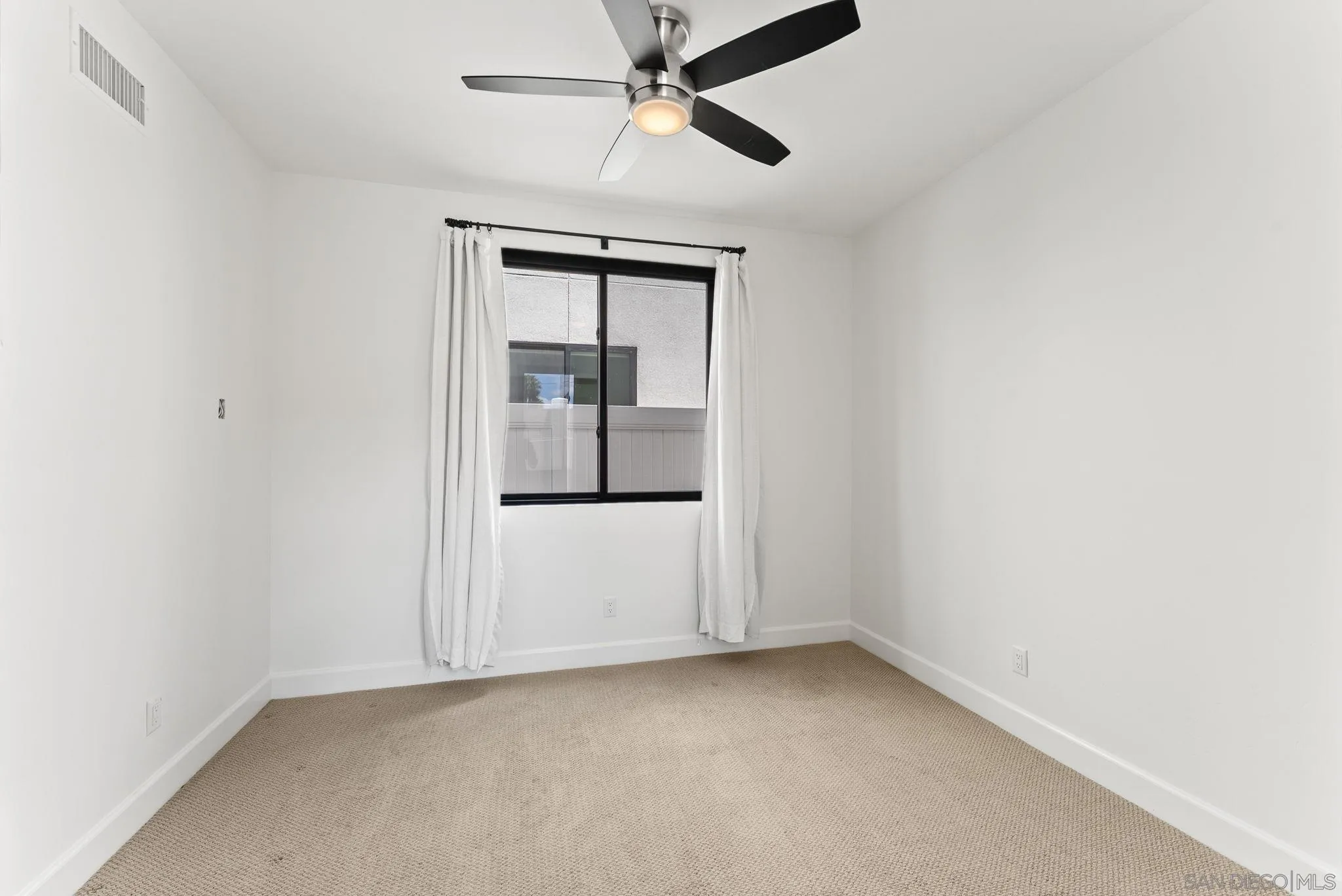 2634 Hartford
