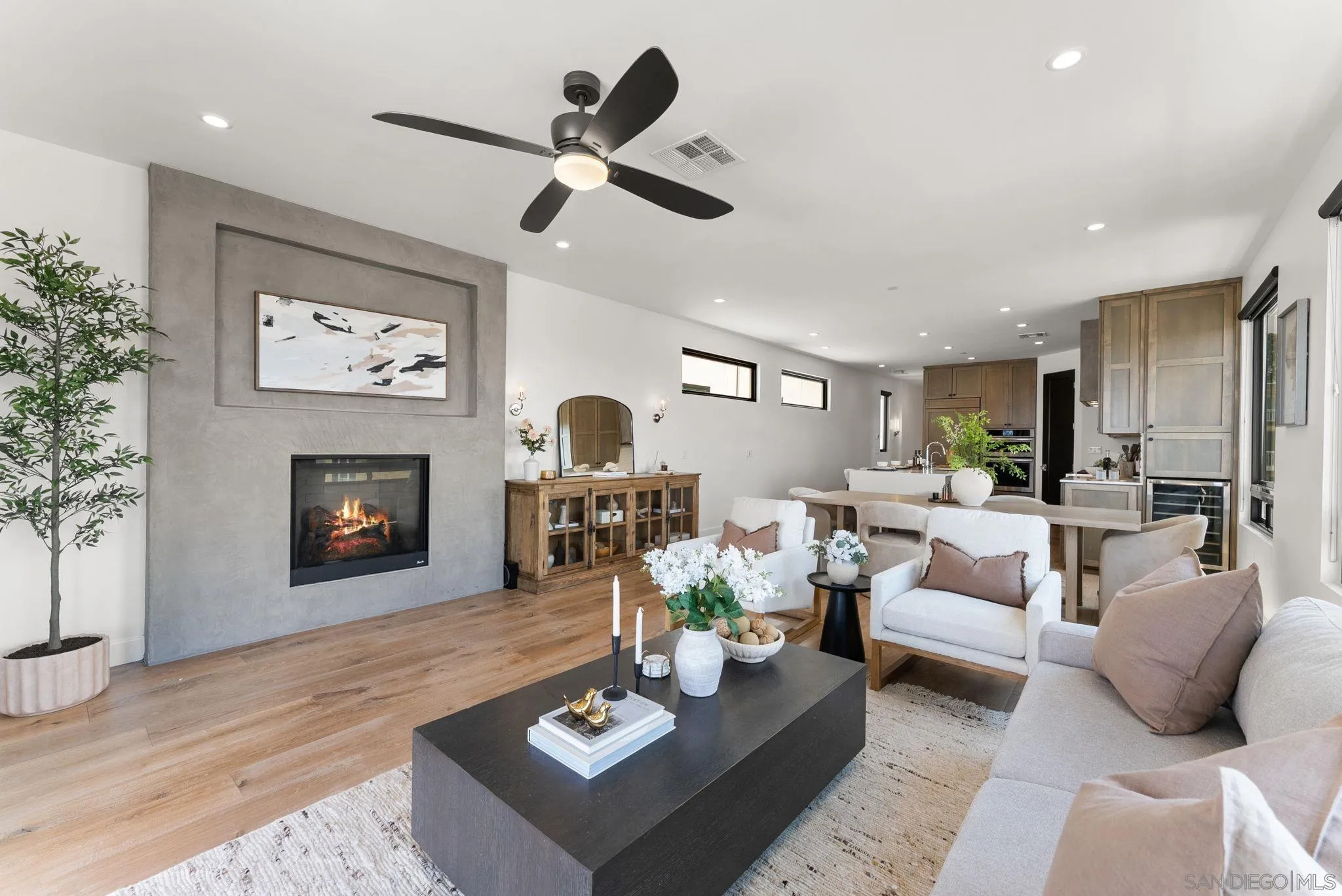 2634 Hartford