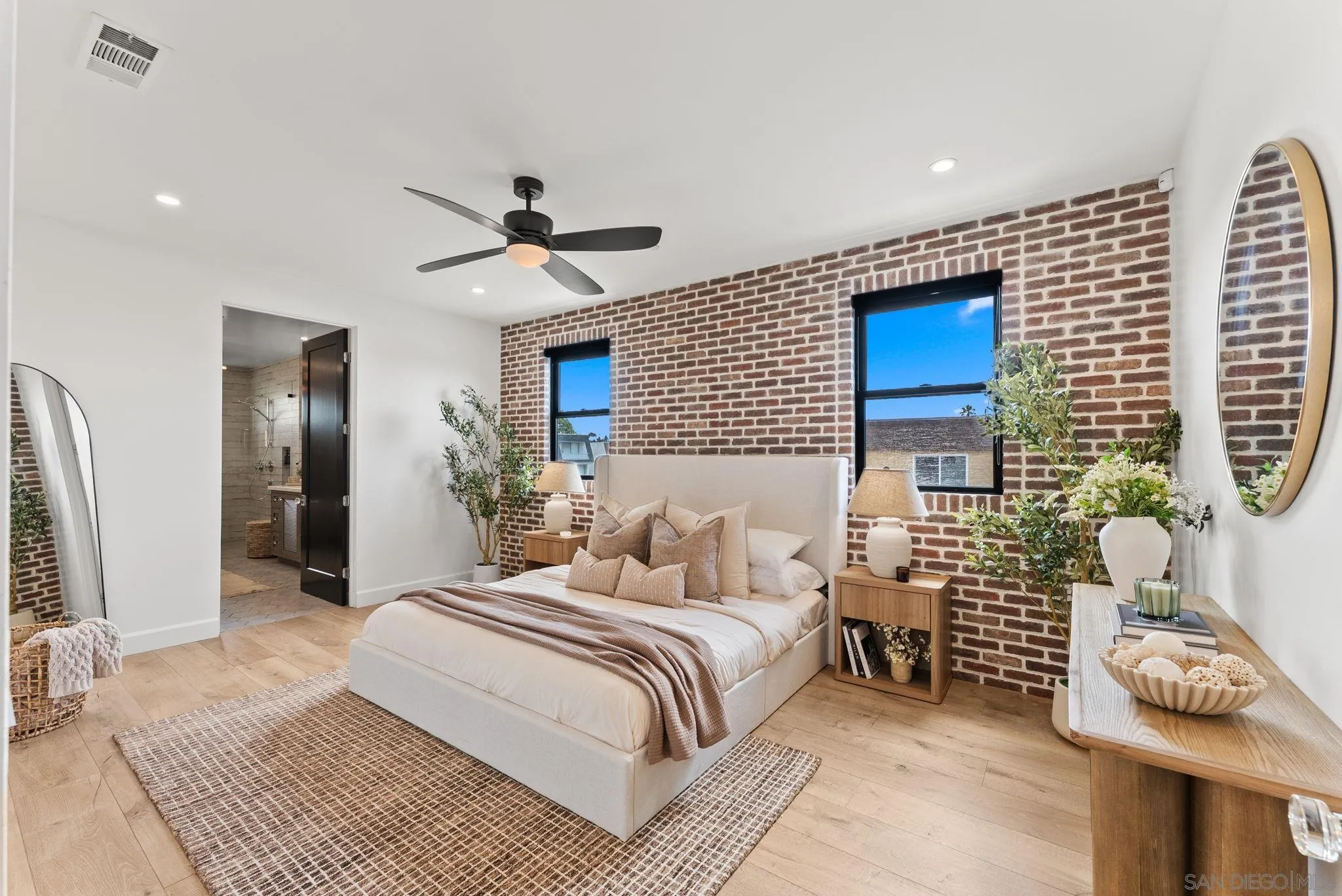 2634 Hartford