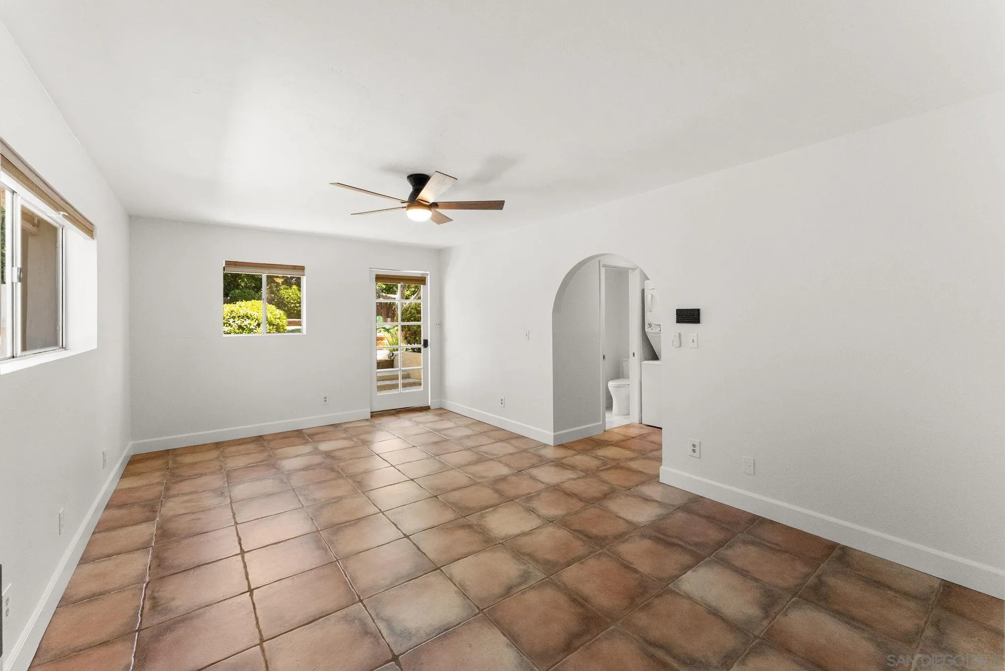 12832 Stone Canyon Rd