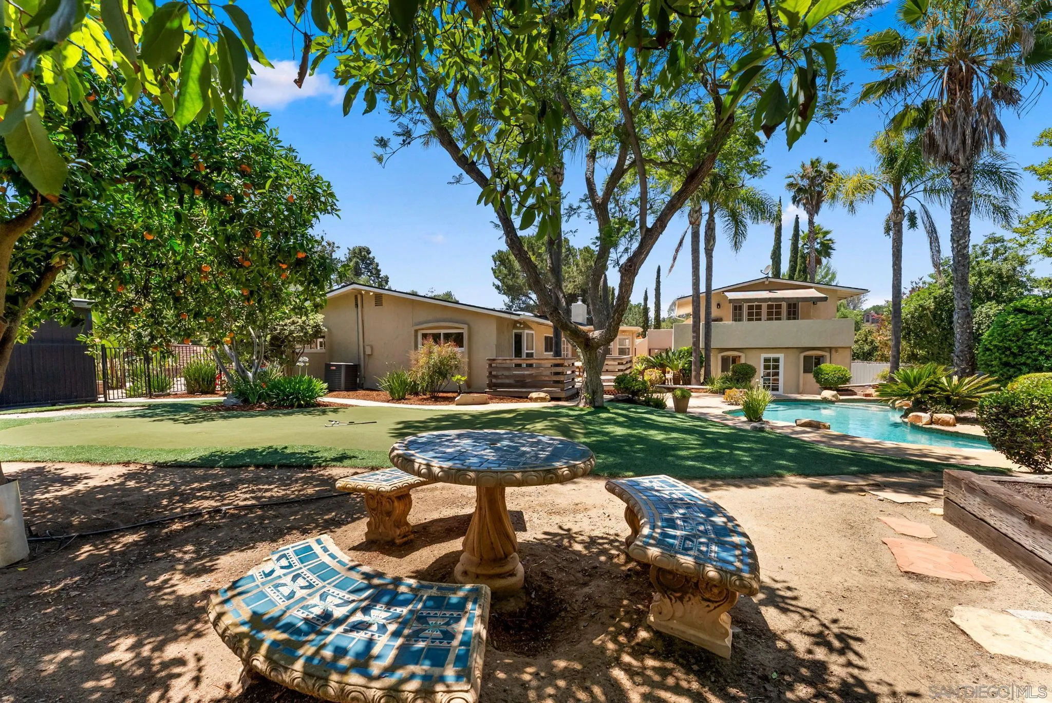 12832 Stone Canyon Rd