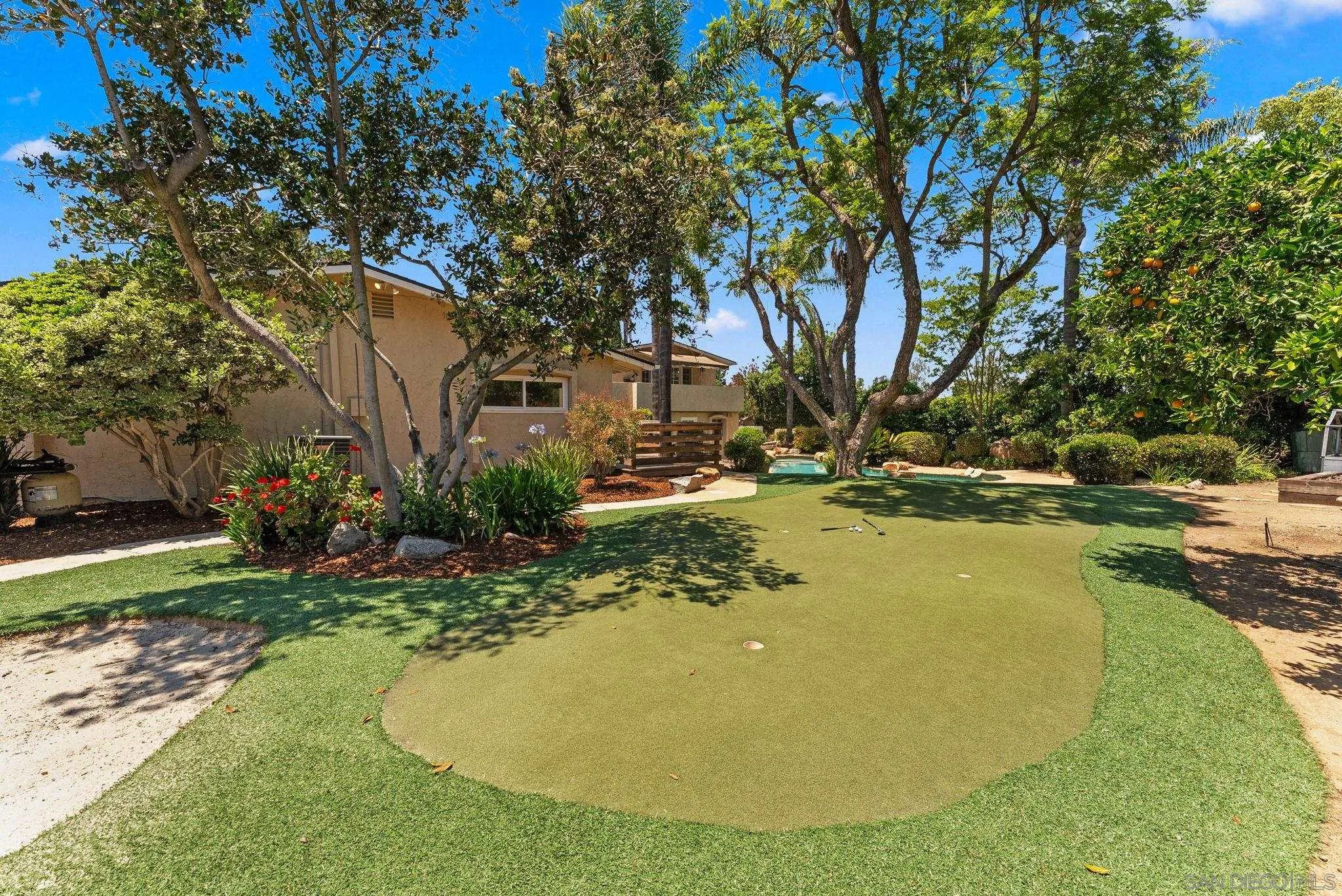 12832 Stone Canyon Rd