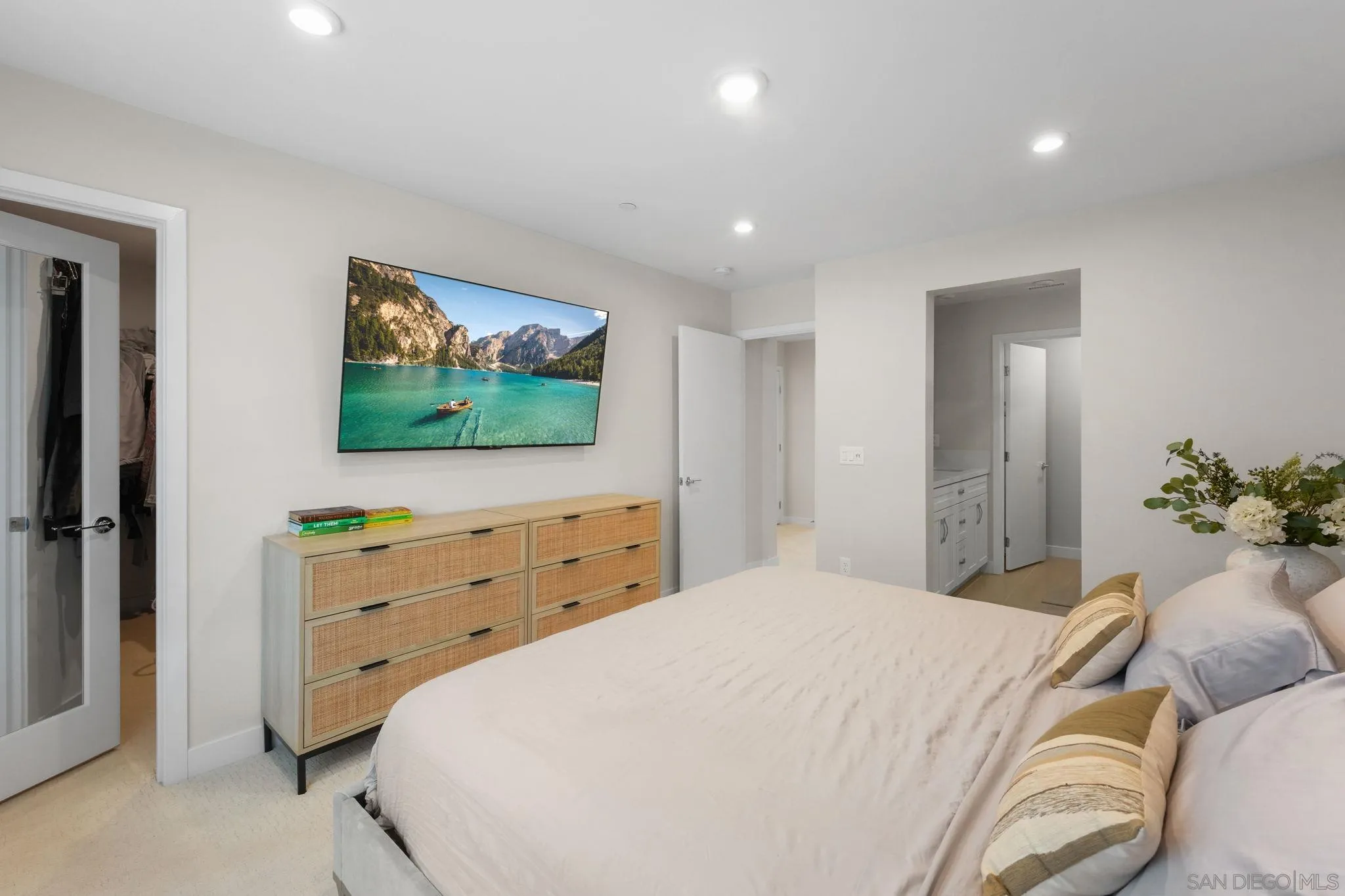 4810 Canyon View