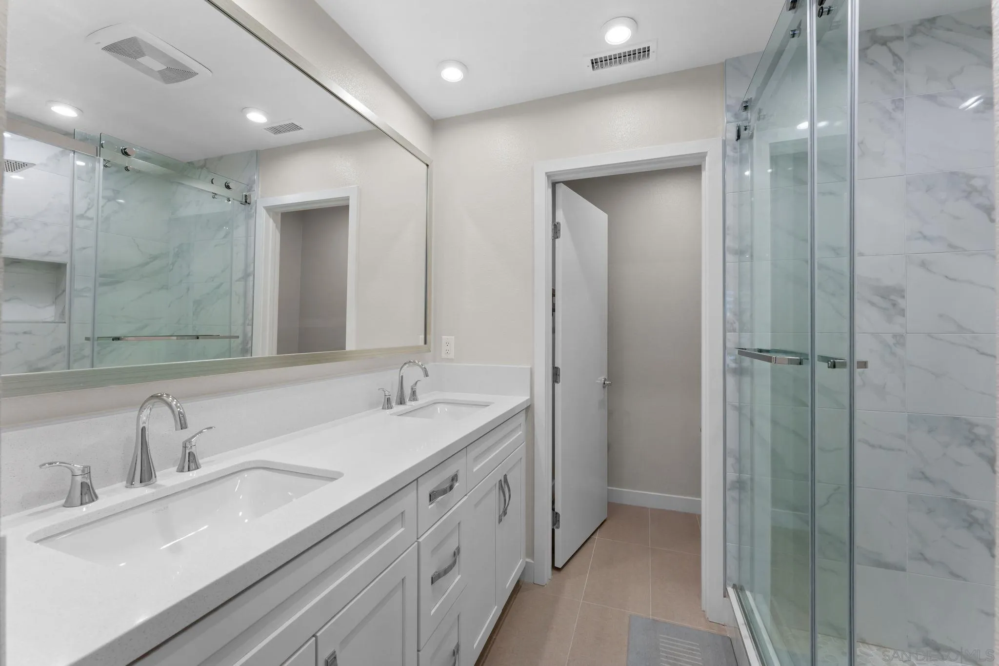 4810 Canyon View