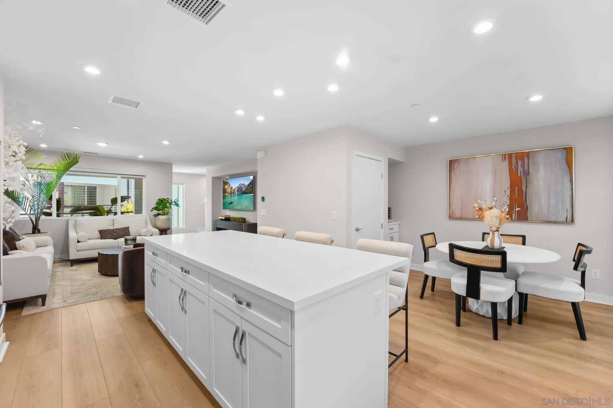 4810 Canyon View