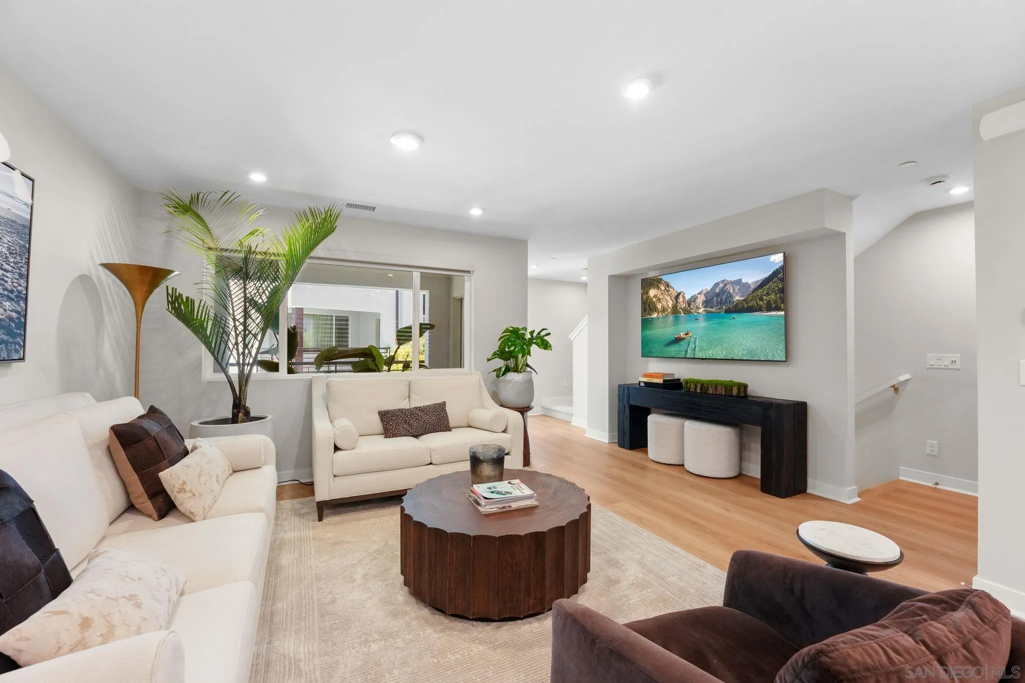 4810 Canyon View