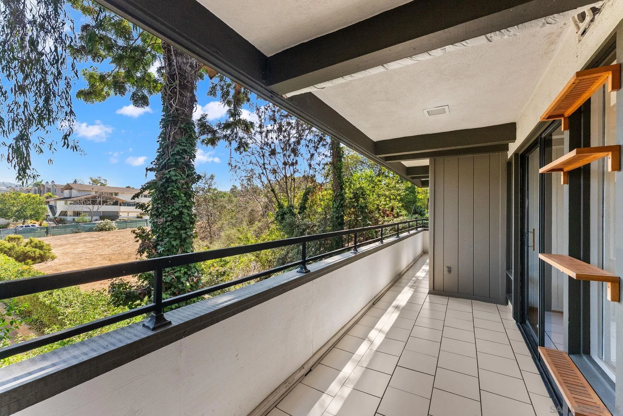 2533 Navarra Dr Unit 2a