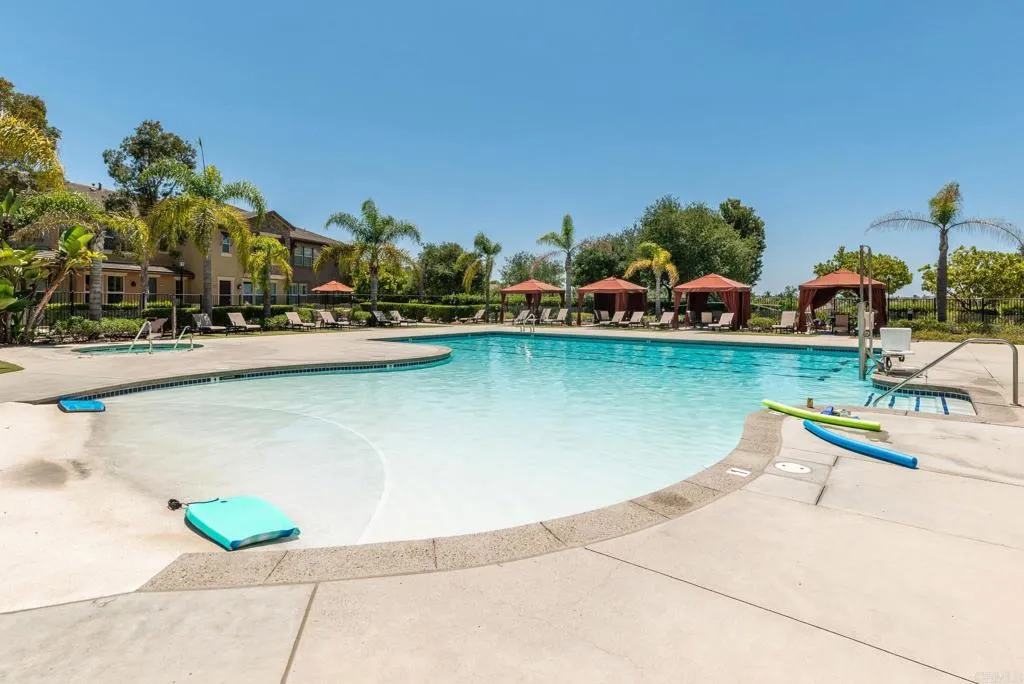 10667 Golden Willow Unit 152