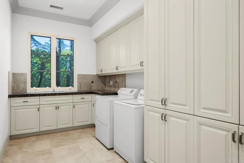 6999 Royal Birkdale Place