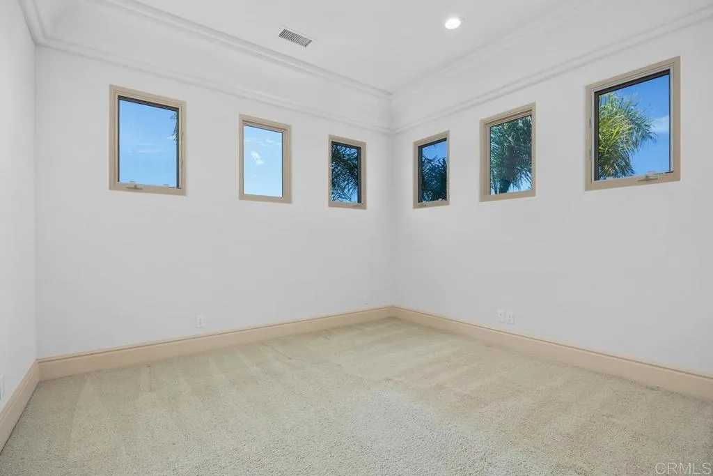 6999 Royal Birkdale Place