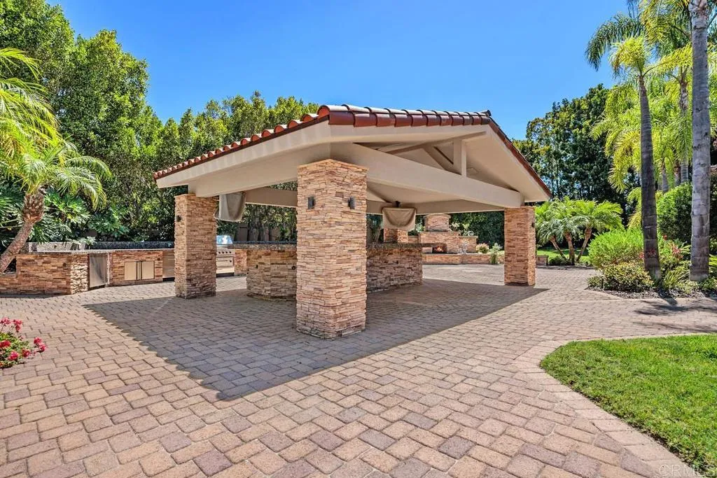6999 Royal Birkdale Place