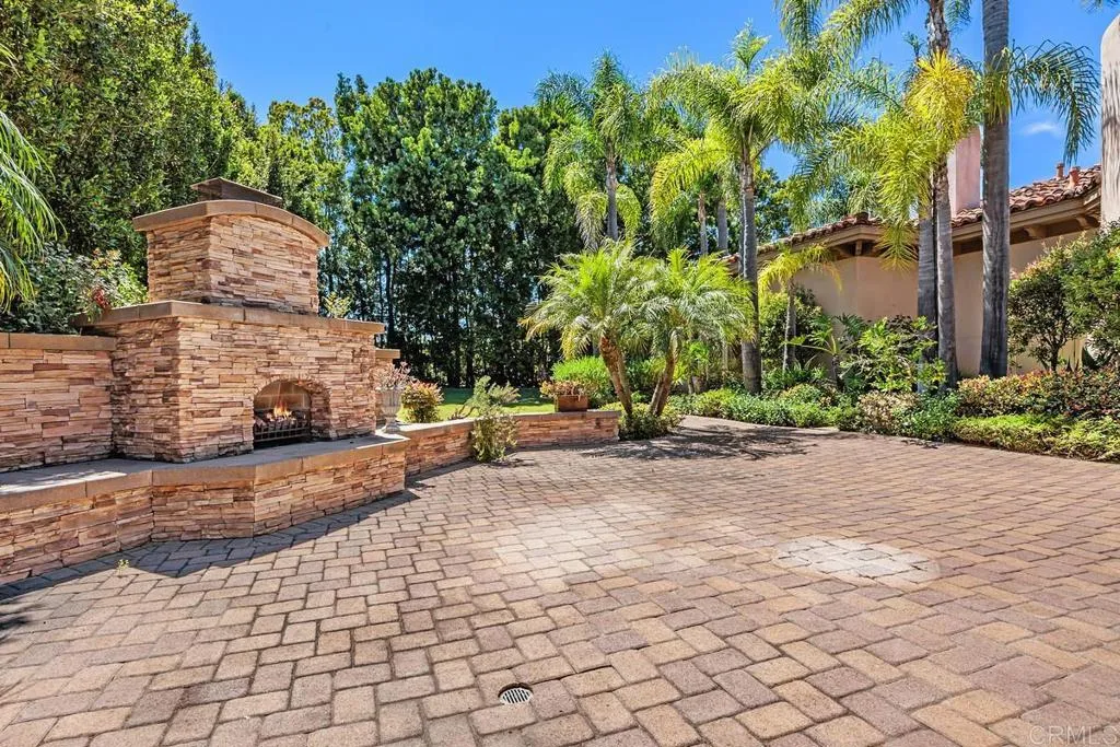 6999 Royal Birkdale Place