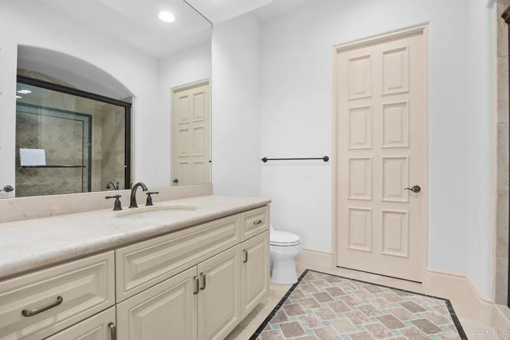 6999 Royal Birkdale Place