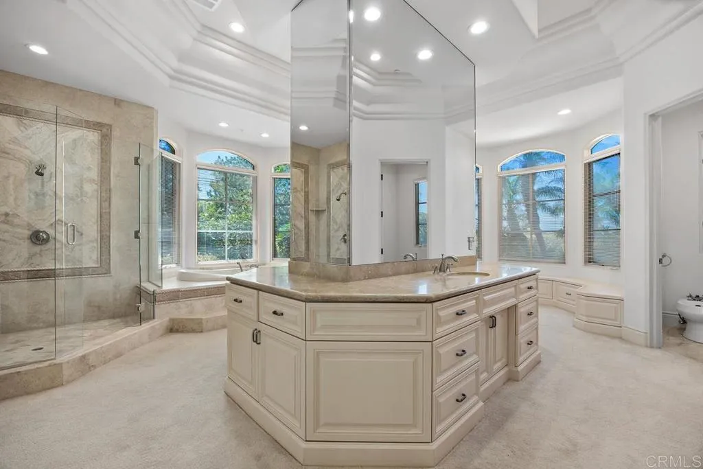 6999 Royal Birkdale Place