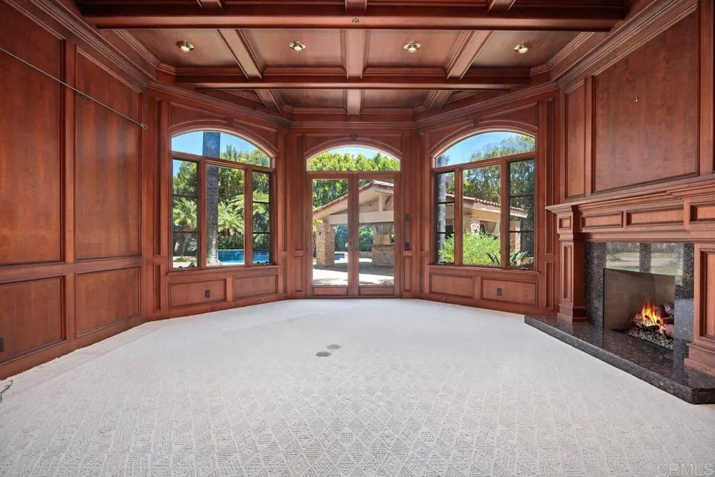 6999 Royal Birkdale Place