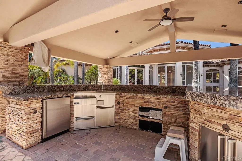 6999 Royal Birkdale Place