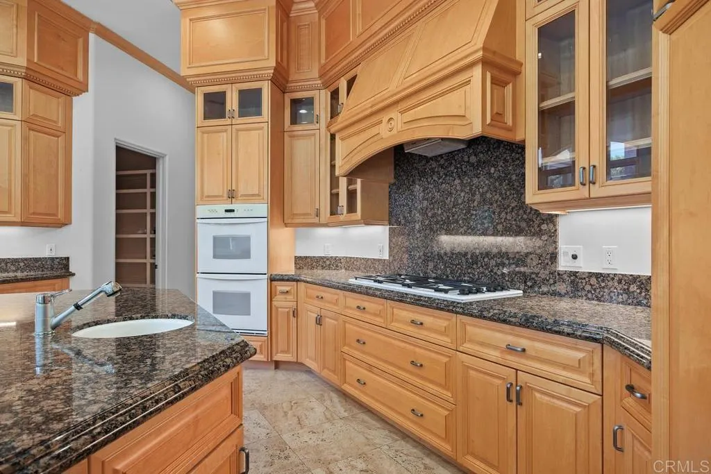 6999 Royal Birkdale Place