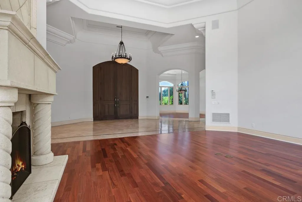 6999 Royal Birkdale Place