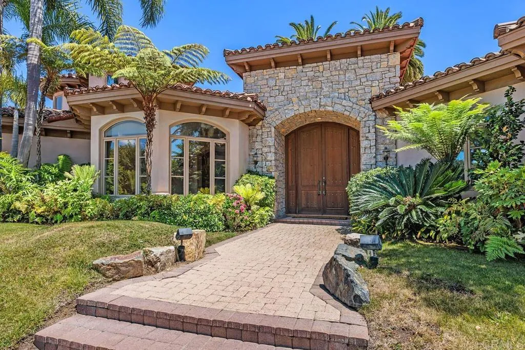 6999 Royal Birkdale Place