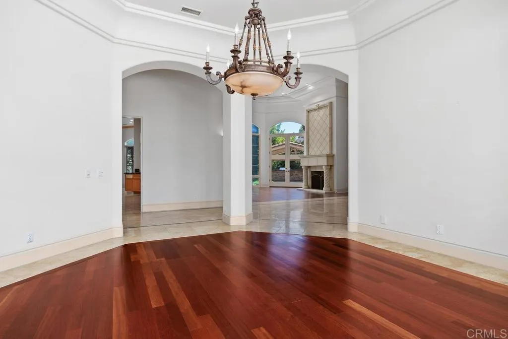 6999 Royal Birkdale Place