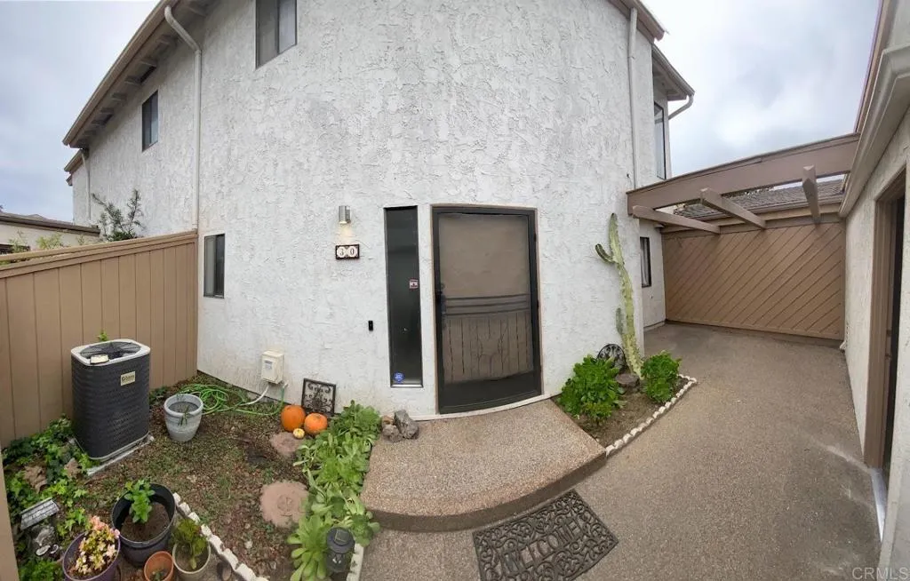 6050 Henderson Drive # 30