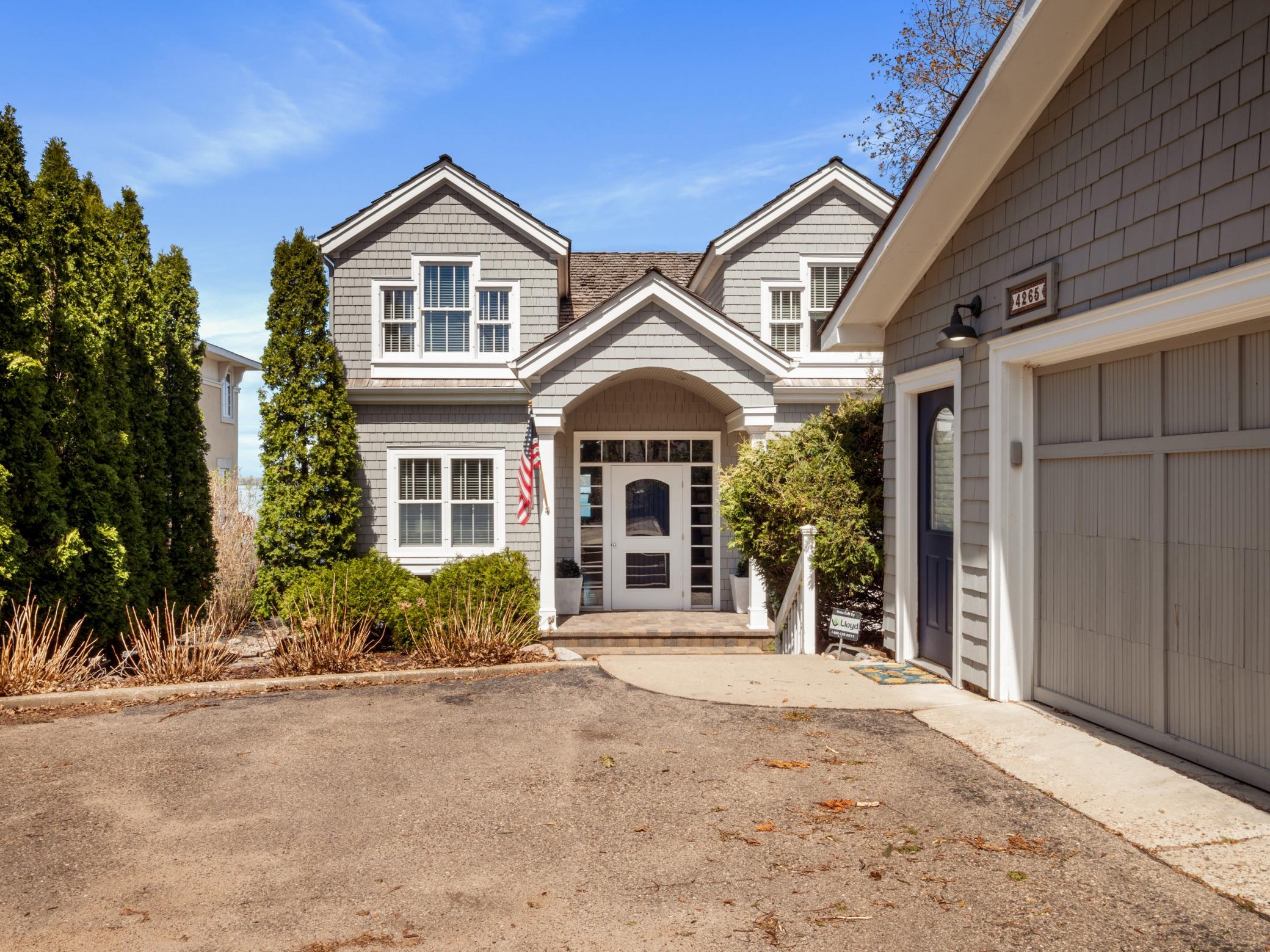 4265 Cottonwood Lane
