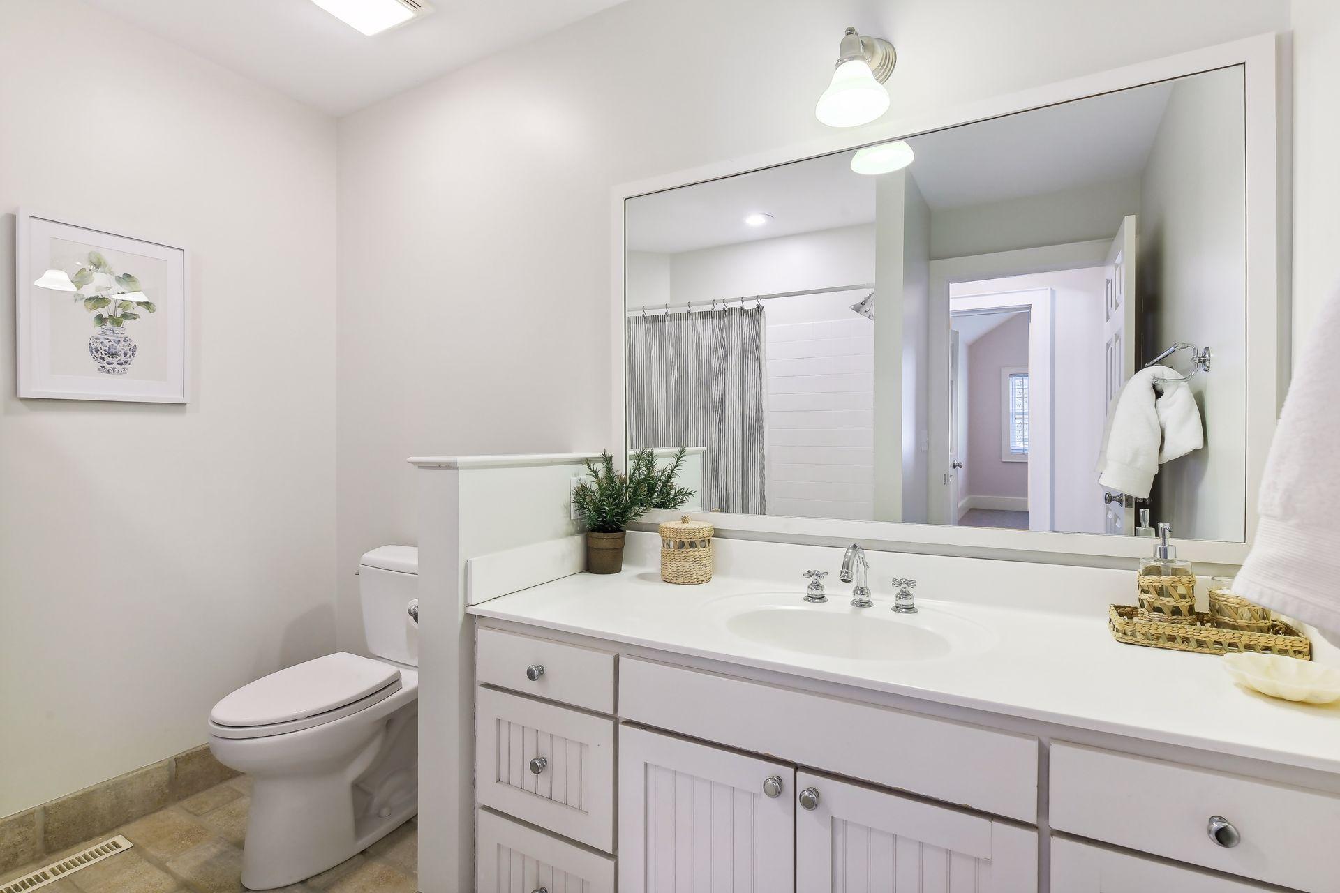 4265 Cottonwood Lane
