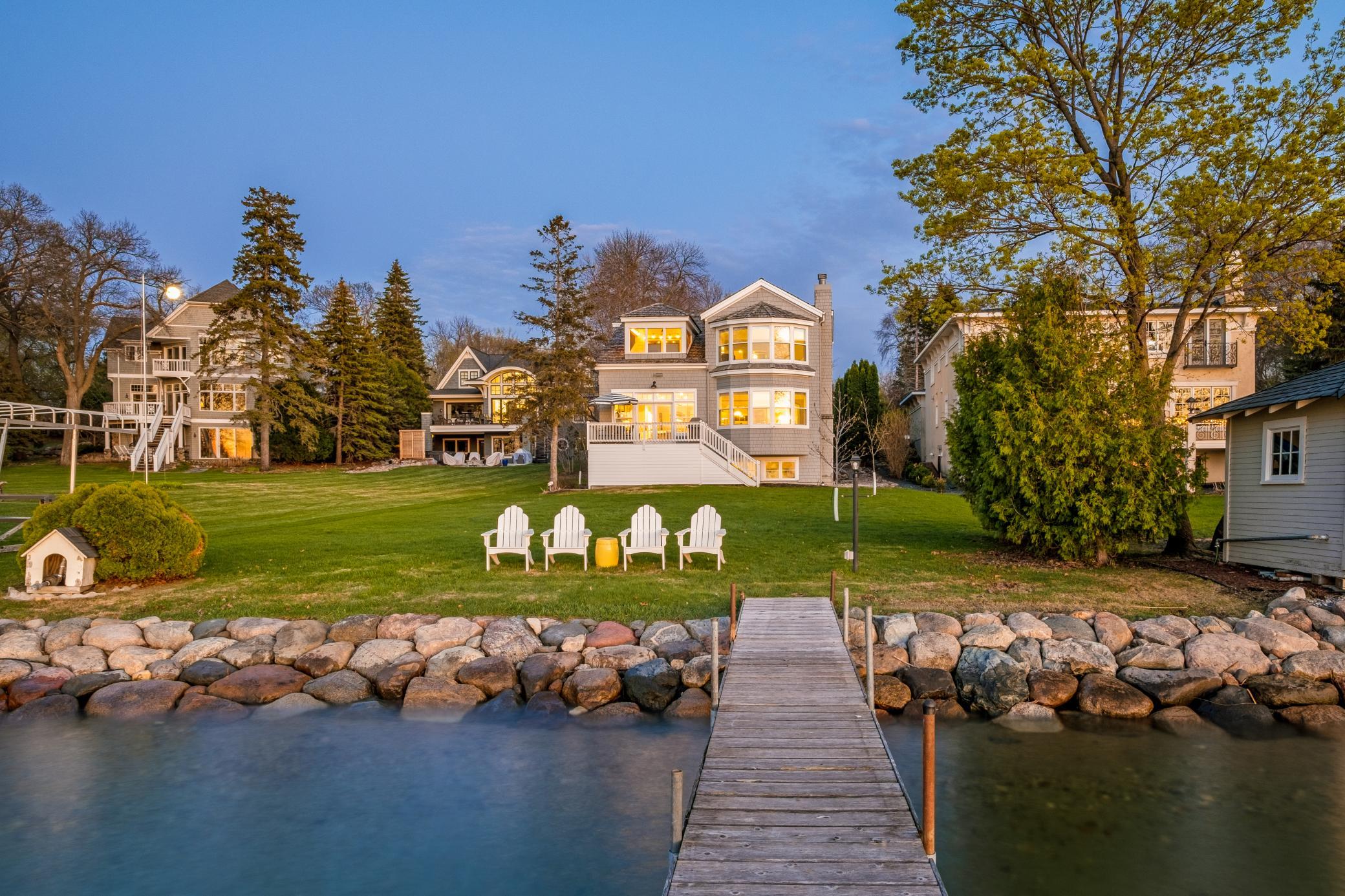 4265 Cottonwood Lane