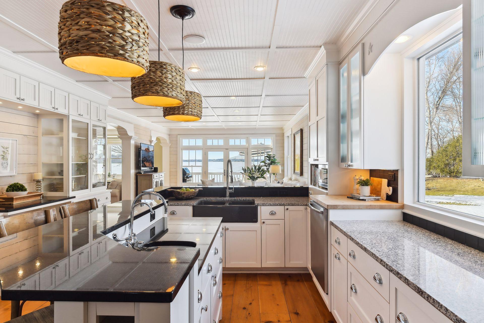 4265 Cottonwood Lane