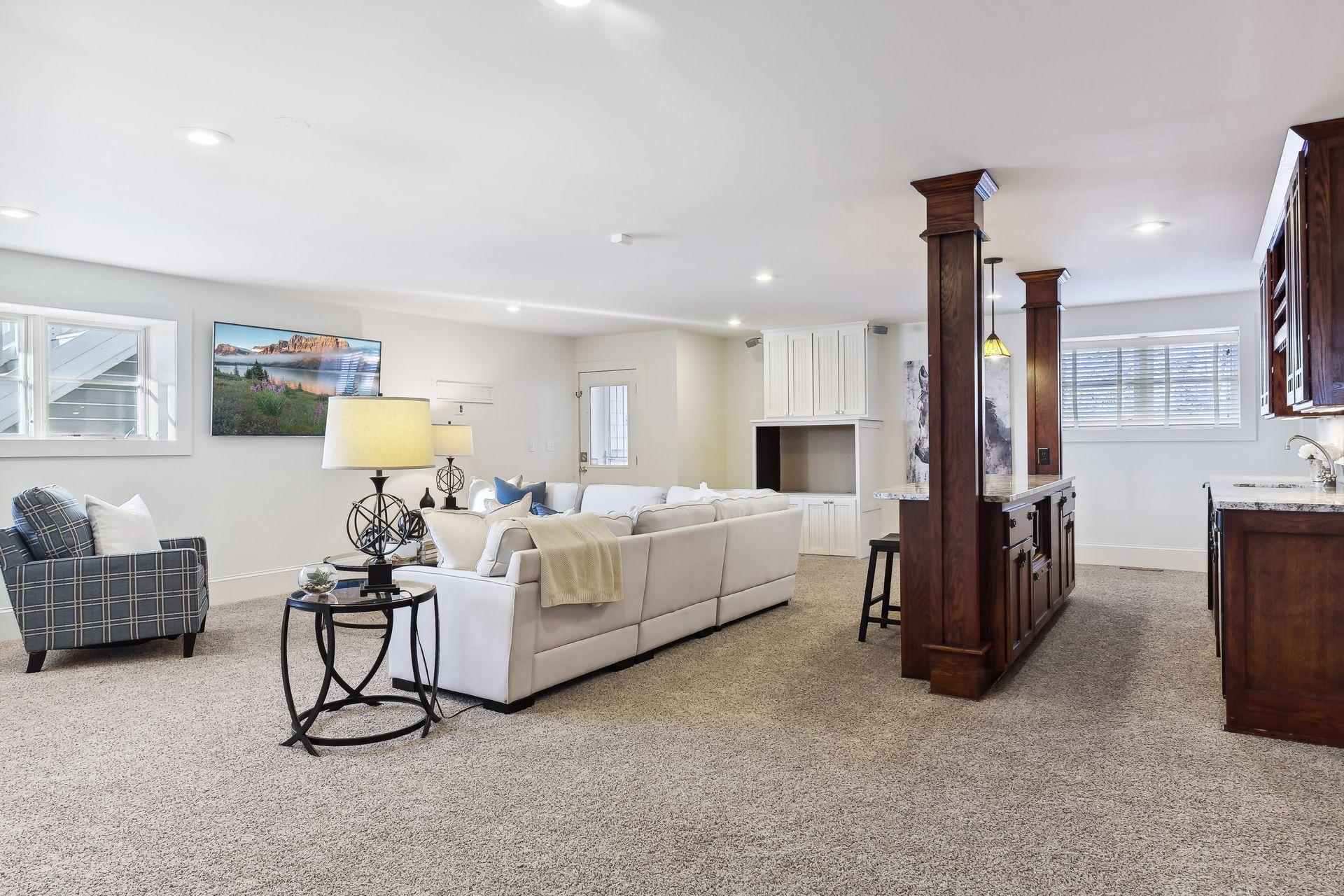 4265 Cottonwood Lane