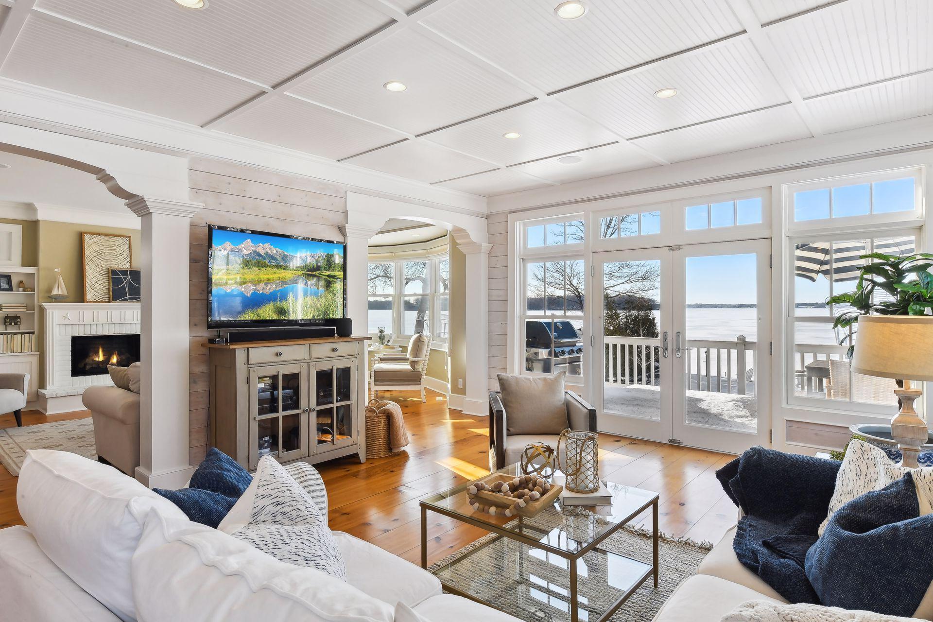 4265 Cottonwood Lane