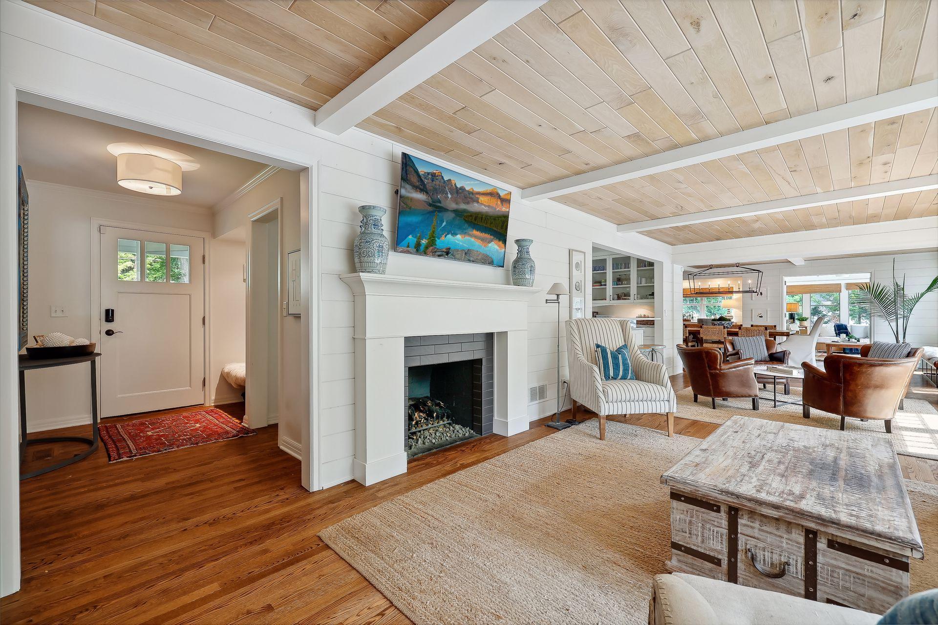 1430 La Salle Street