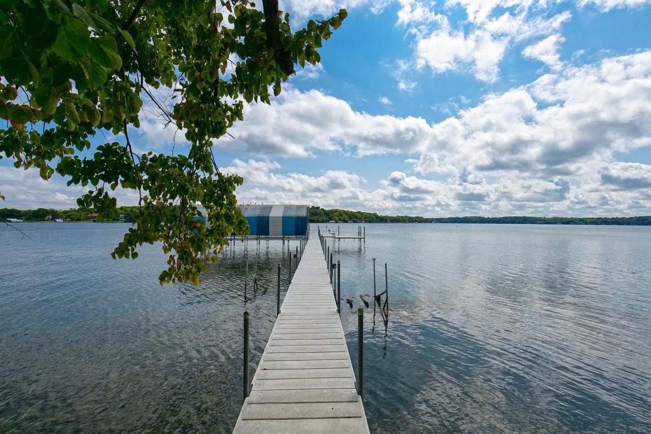 4595 Enchanted Point