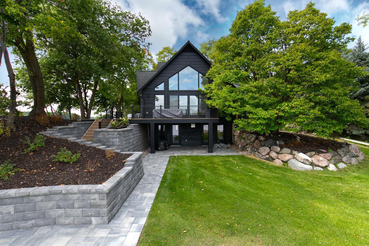 4595 Enchanted Point