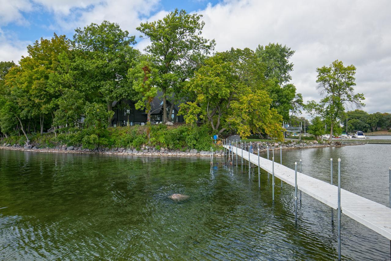 4595 Enchanted Point