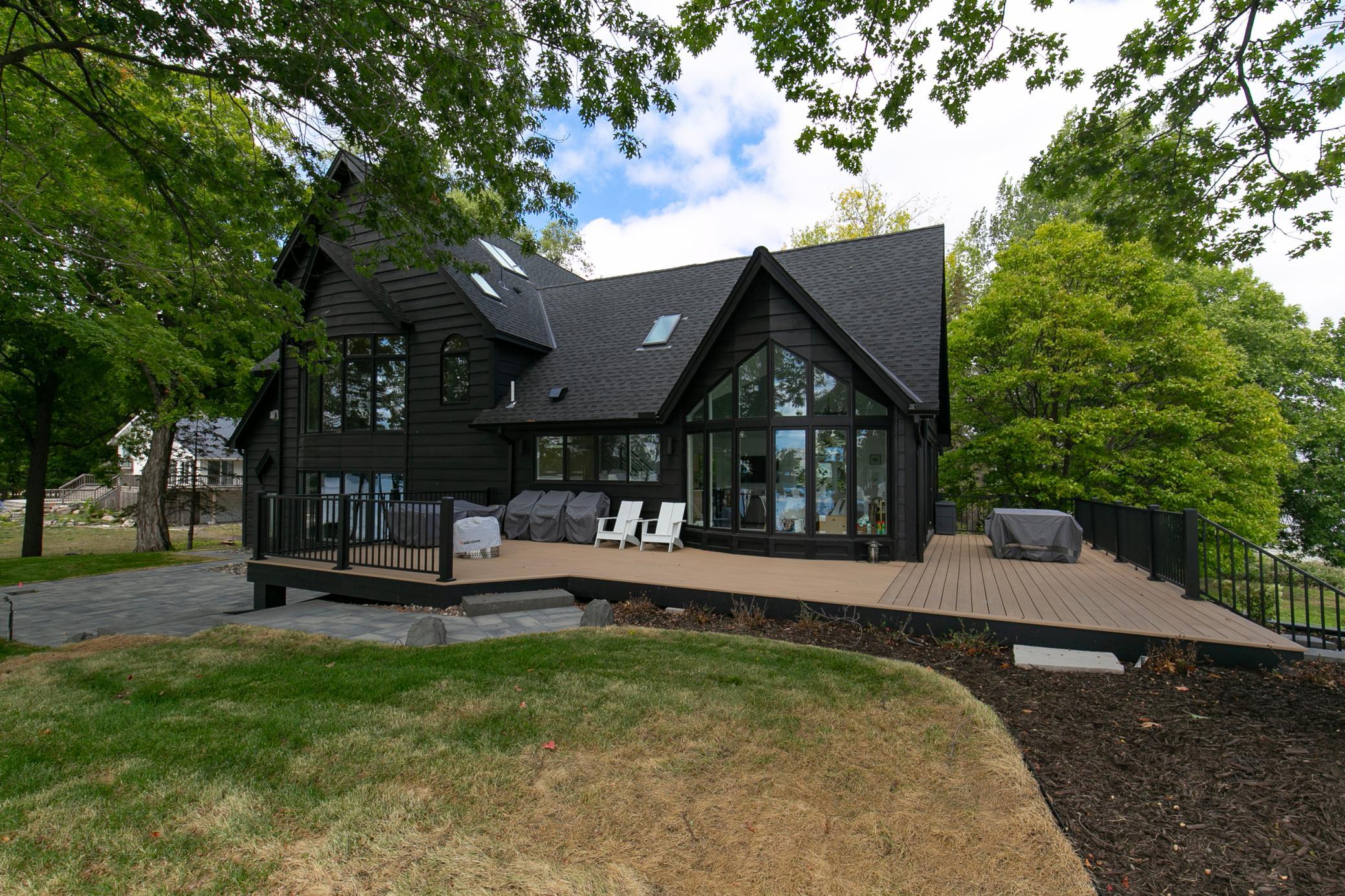 4595 Enchanted Point