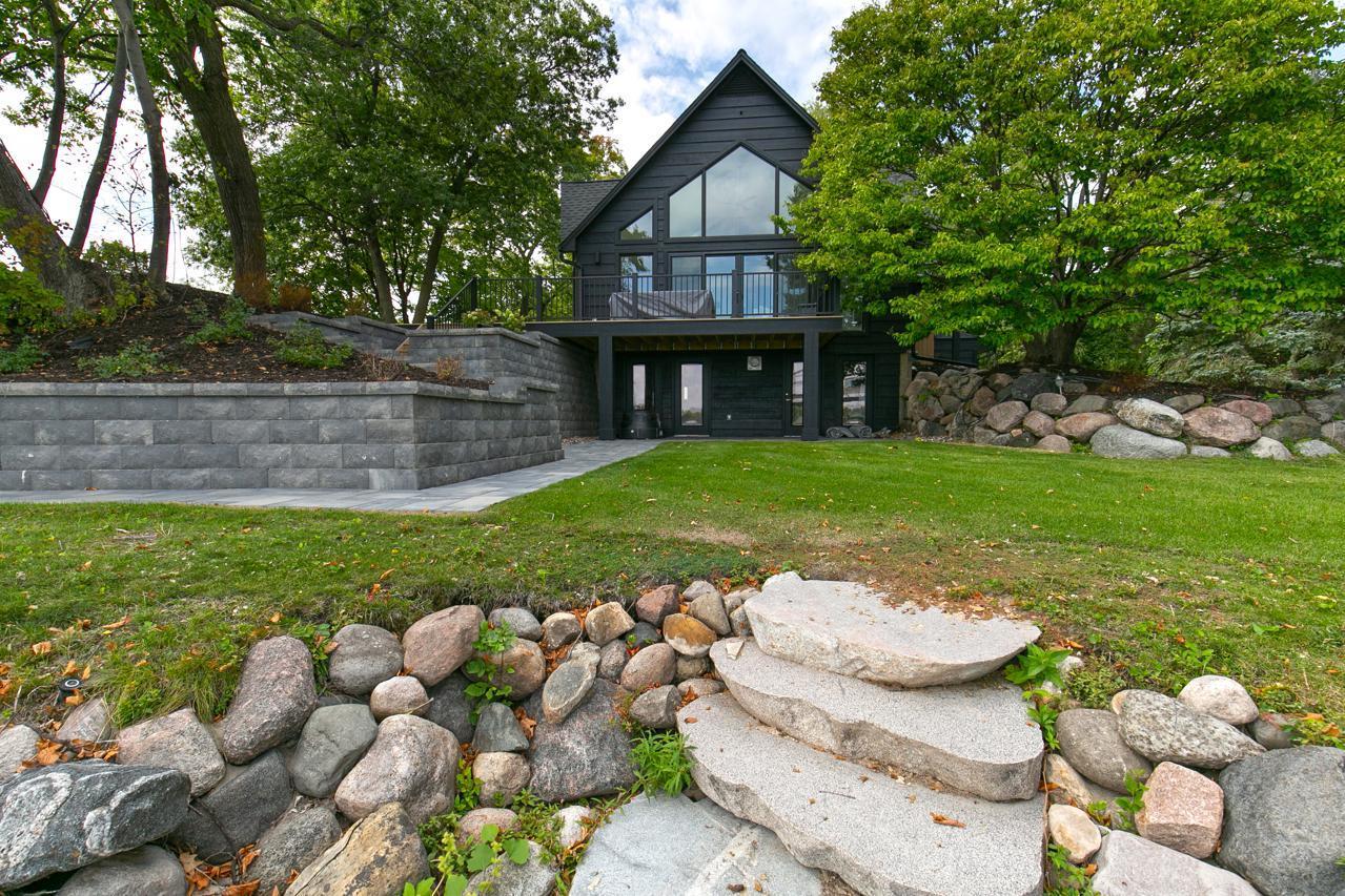 4595 Enchanted Point