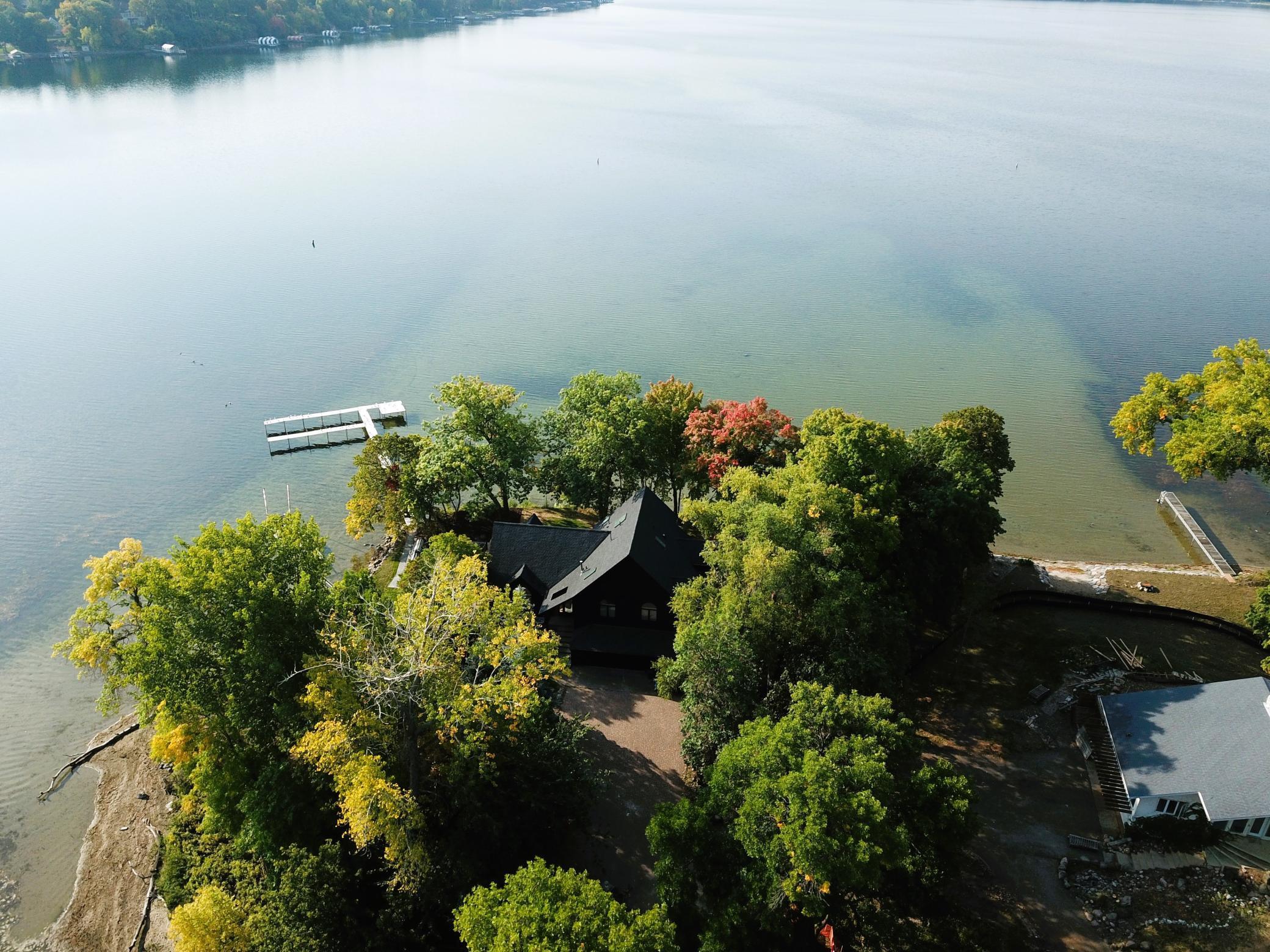 4595 Enchanted Point