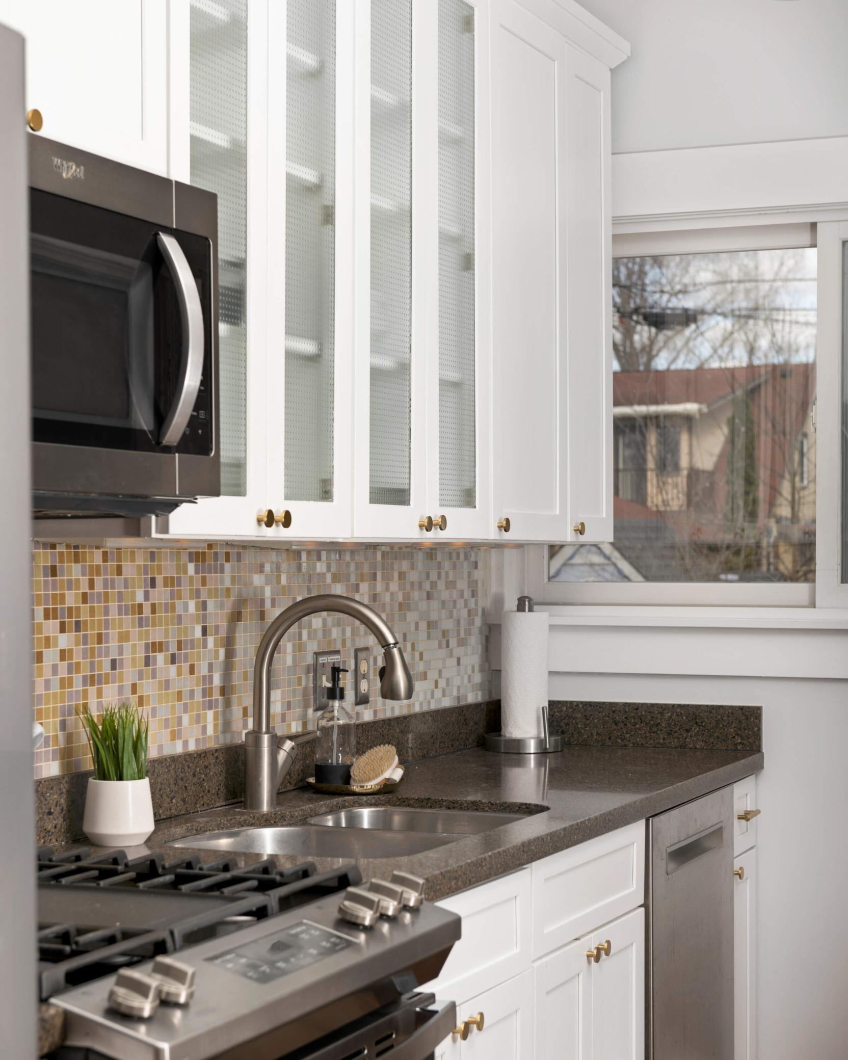 4421 Zenith Avenue S