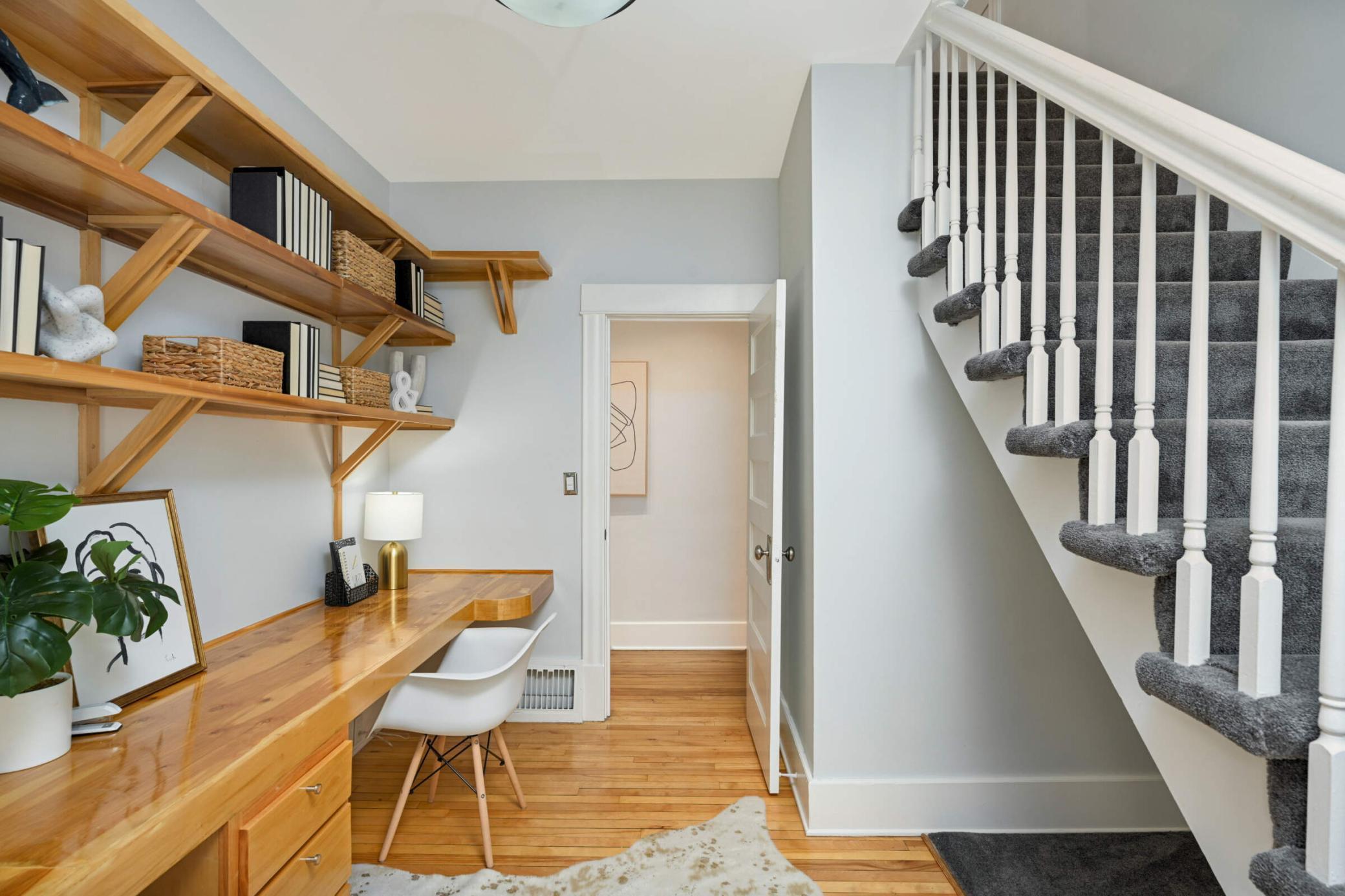 4421 Zenith Avenue S